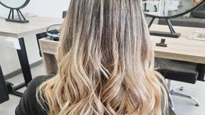 Blondez Sucursal Del Bono